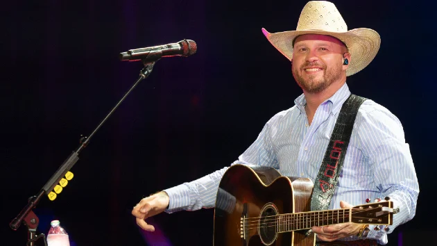 When the fans speak, Cody Johnson’s ready to ‘Fall’ in line