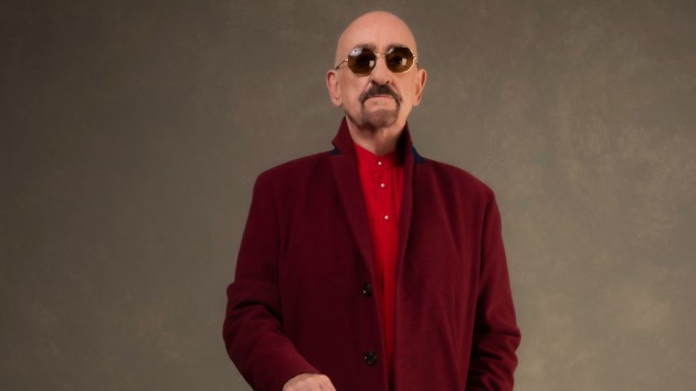 Rock & Roll Hall of Famer Dave Mason announces retirement from touring