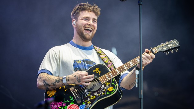 Alex Warren recalls first time he played ‘Ordinary’ for his wife