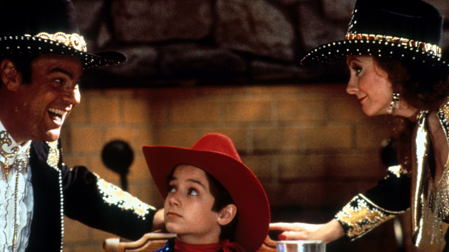 Reba McEntire pays tribute to her ‘Does He Love You’ co-star Rob Reiner